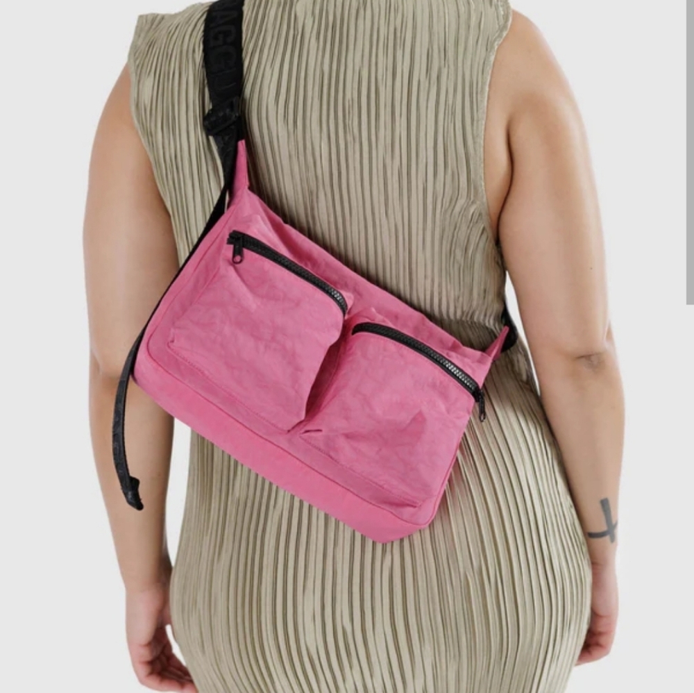 Baggu Pink Medium Cargo Crossbody